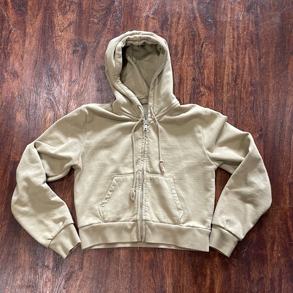 Brandy Melville Sweatshirt